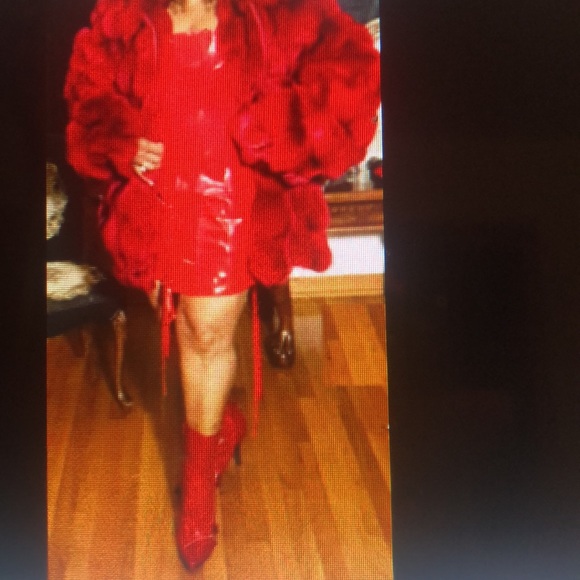 Marvelous lipstick red fox fur coat, by Marchaela Fur (London New York & Paris) - Picture 5 of 5